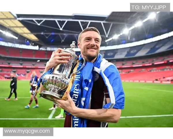 我父亲是足球明星他用汗水与坚持书写传奇人生