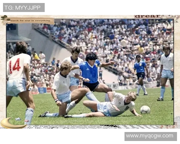 全球最早足球明星的传奇故事与影响力探寻 全球最早足球明星的传奇故事与影响力探寻