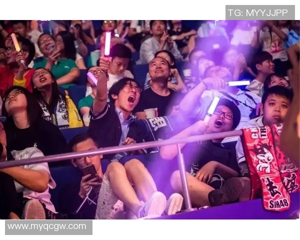 足球明星追星现象探讨与粉丝文化的深度分析 足球明星追星现象探讨与粉丝文化的深度分析