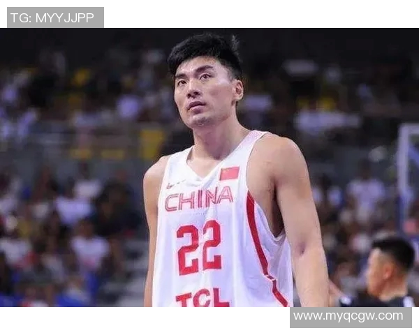 广州篮球明星后卫江的成长历程与赛场风采全解析